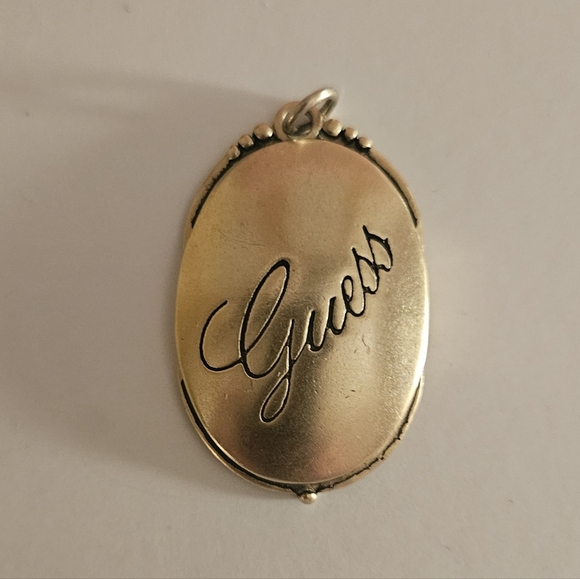 Vintage Guess Necklace Pendant #Y2K - Picture 2 of 2